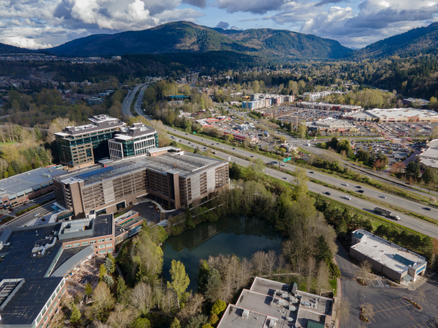 Skyline and landmark view of Issaquah, Washington